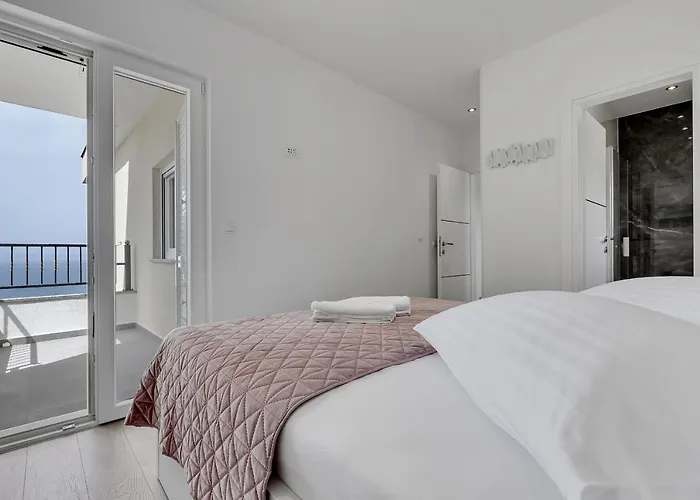 Pejic New, Penthouse Apartamento