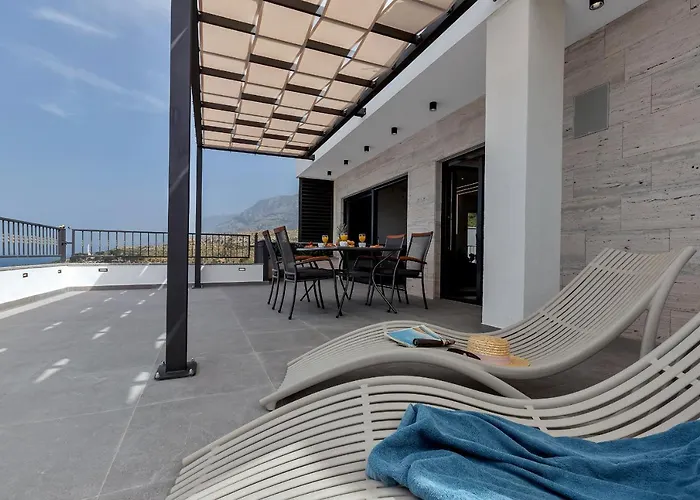 Pejic New, Penthouse *